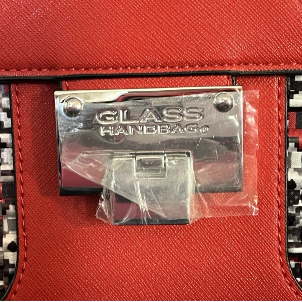 Red Pixel Cross-Body Bag ~ Glass Handbag ~ Built-In Light-  New With Tags - Picture 4 of 15
